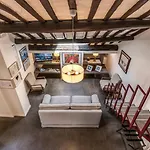 Domus In Via Del Corso Lägenhet