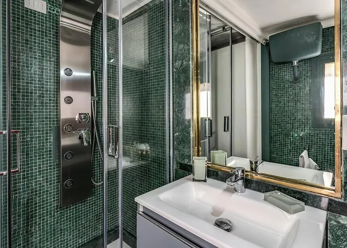 Domus In Via Del Corso Апартаменты Рим