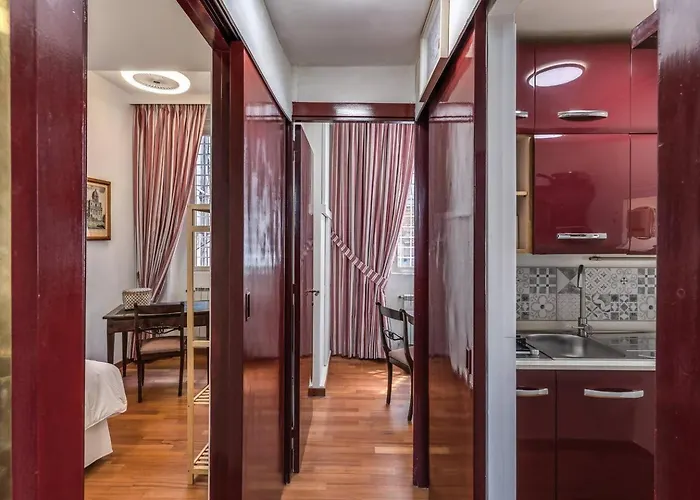 Domus In Via Del Corso * Rom