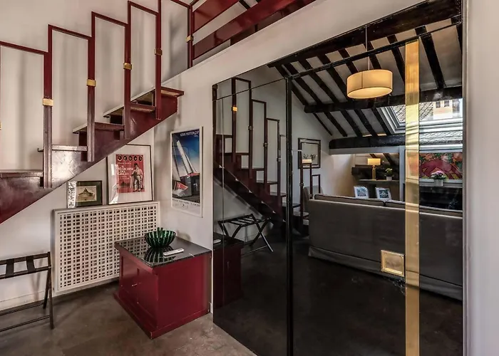 Lägenhet Domus In Via Del Corso Rom