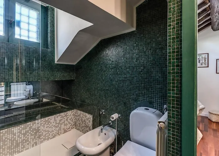 Domus In Via Del Corso * Rom