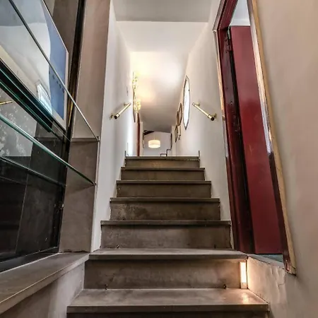 Apartment Domus In Via Del Corso Rom