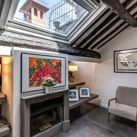 Apartment Domus In Via Del Corso