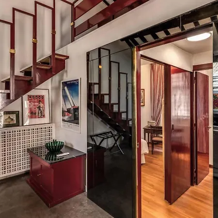 Apartment Domus In Via Del Corso *