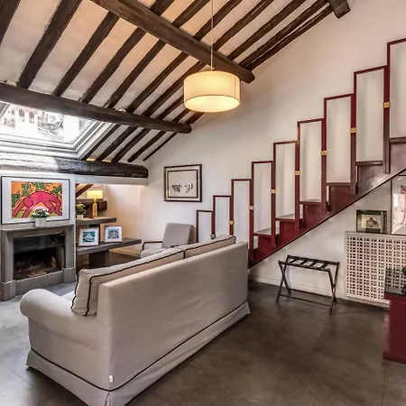 Apartment Domus In Via Del Corso